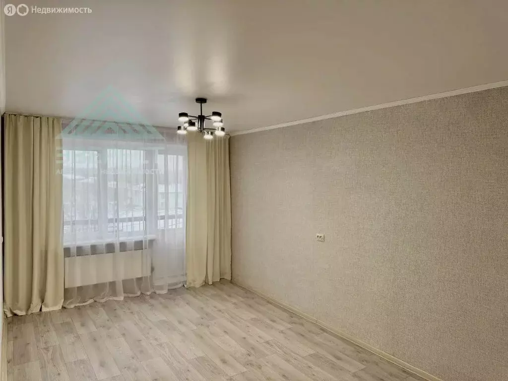 1-комнатная квартира: село Белый Яр, улица Мира, 12 (30 м) - Фото 1