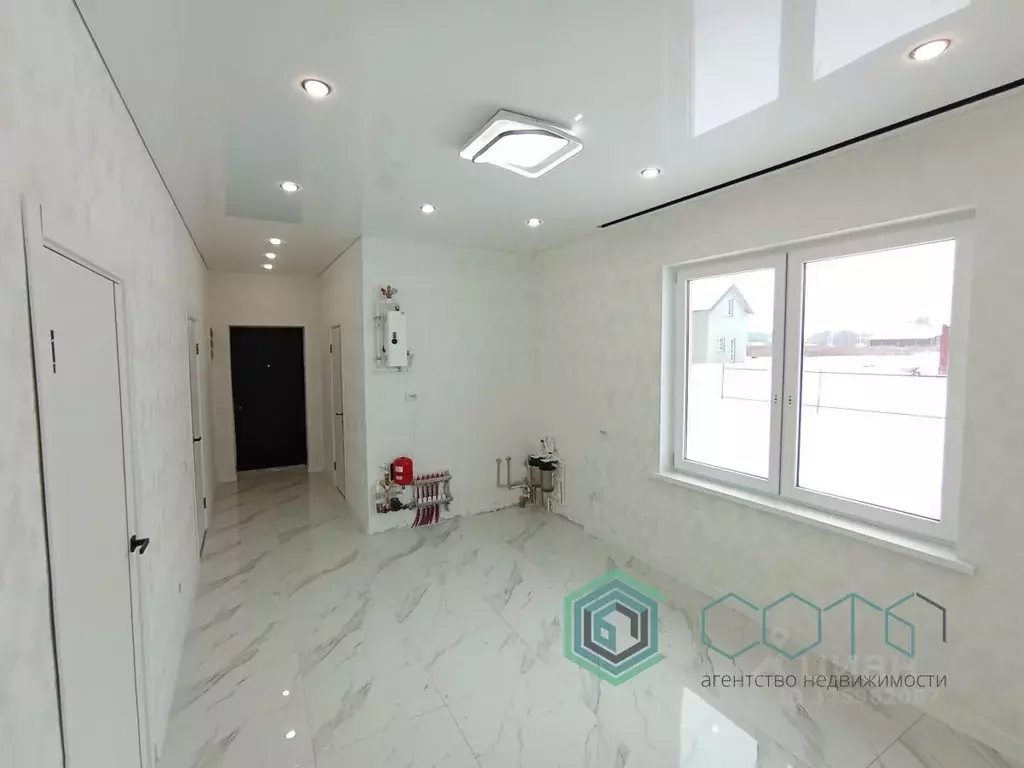 Дом в Калининградская область, Гурьевский муниципальный округ, пос. ... - Фото 1