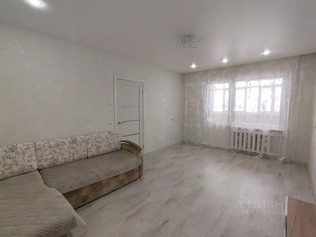 2-к кв. Чувашия, Чебоксары ул. Чернышевского, 32 (52.5 м) - Фото 1