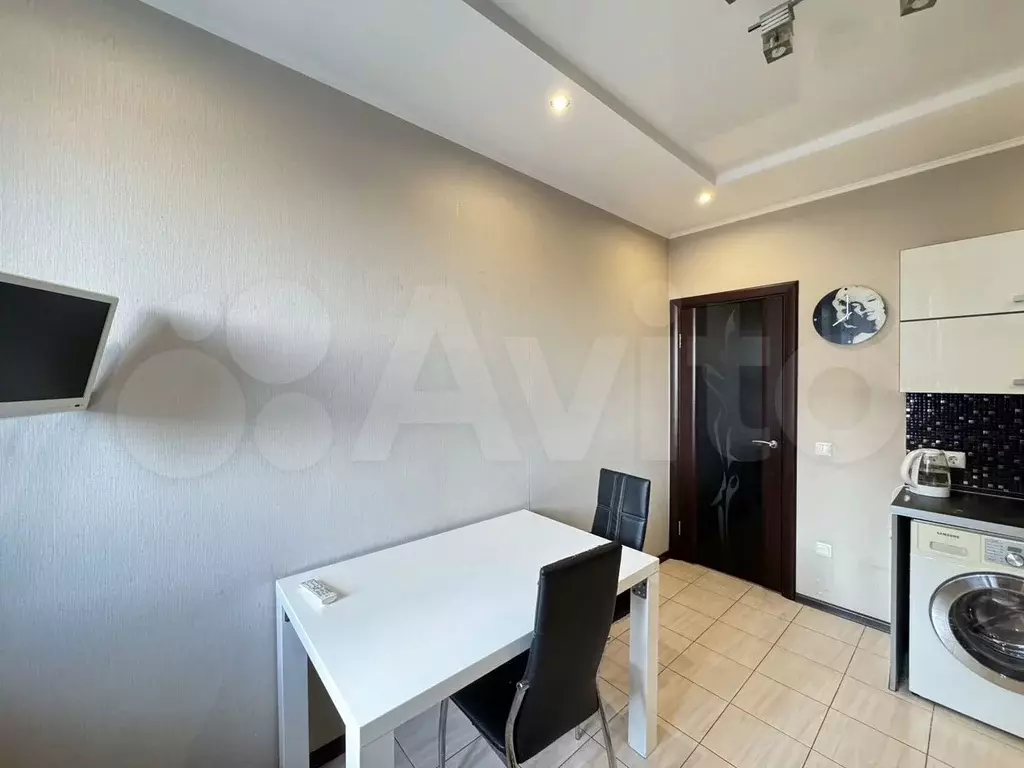 2-к. квартира, 67 м, 3/9 эт. - Фото 1