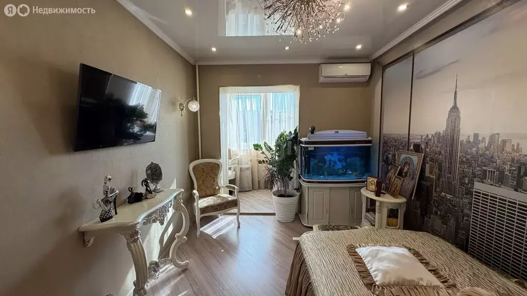 3-комнатная квартира: Биробиджан, улица Шолом-Алейхема, 83 (90 м) - Фото 1