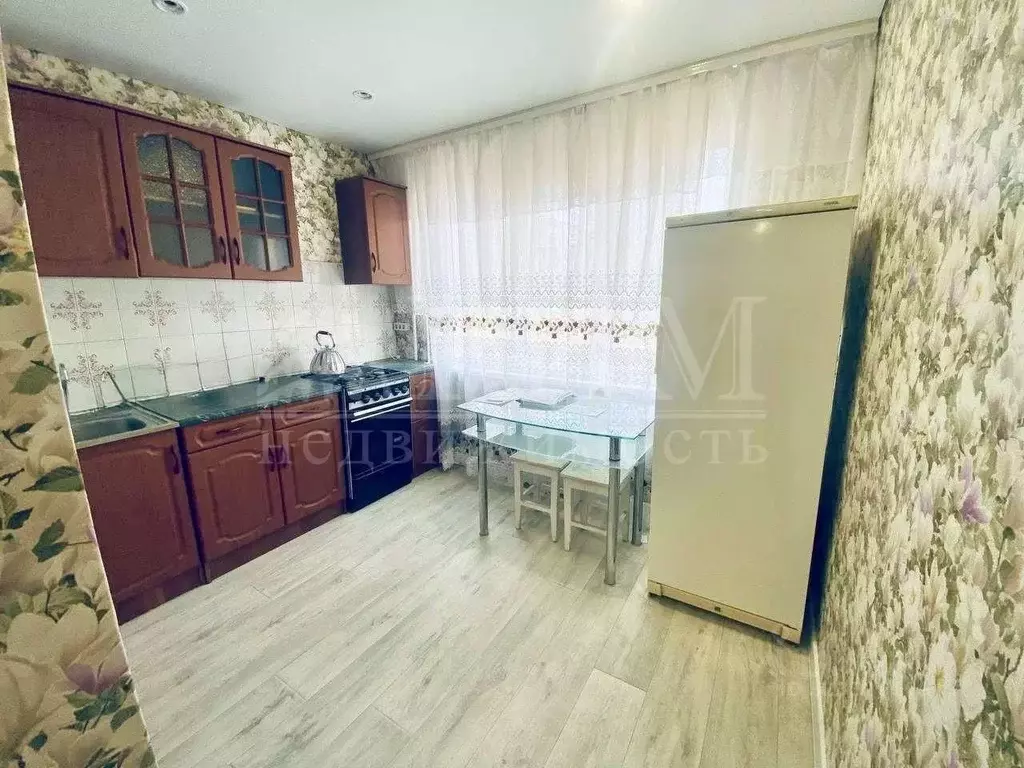 3-к кв. Пензенская область, Пенза ул. Рахманинова, 24 (66.7 м) - Фото 1