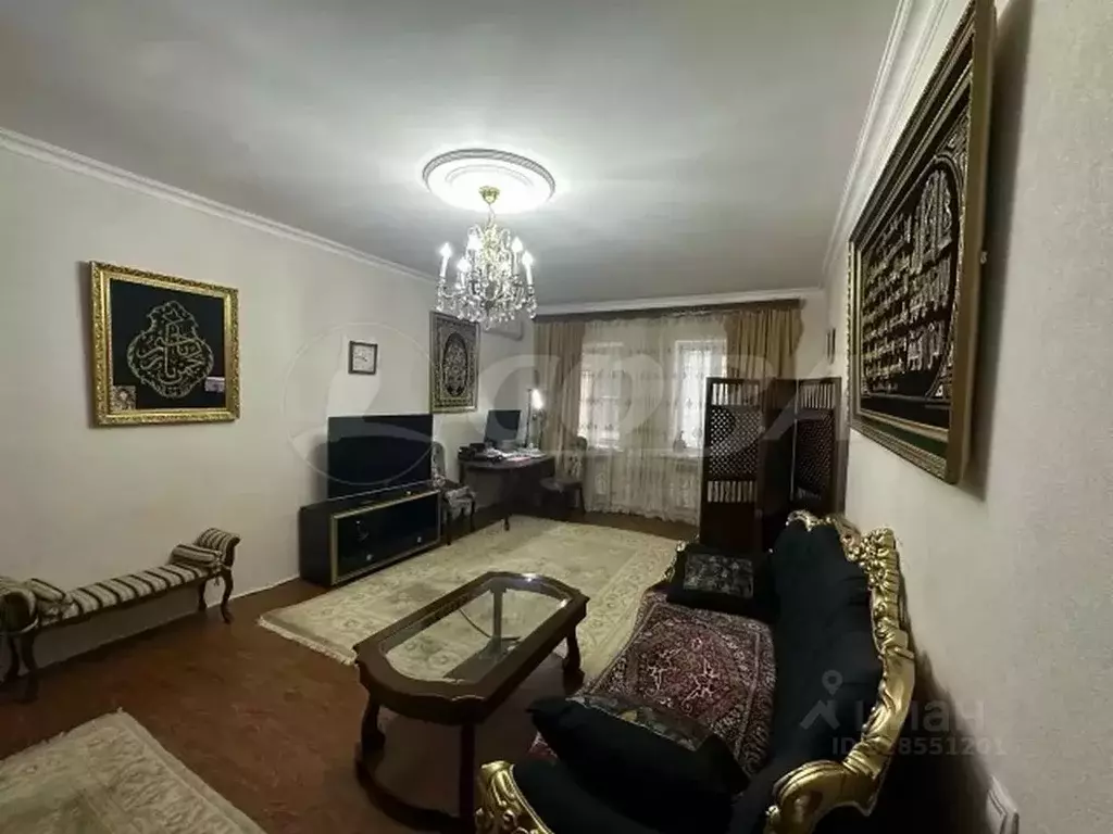 Дом в Дагестан, Каспийск Махачкалинская ул., 10 (600 м) - Фото 1