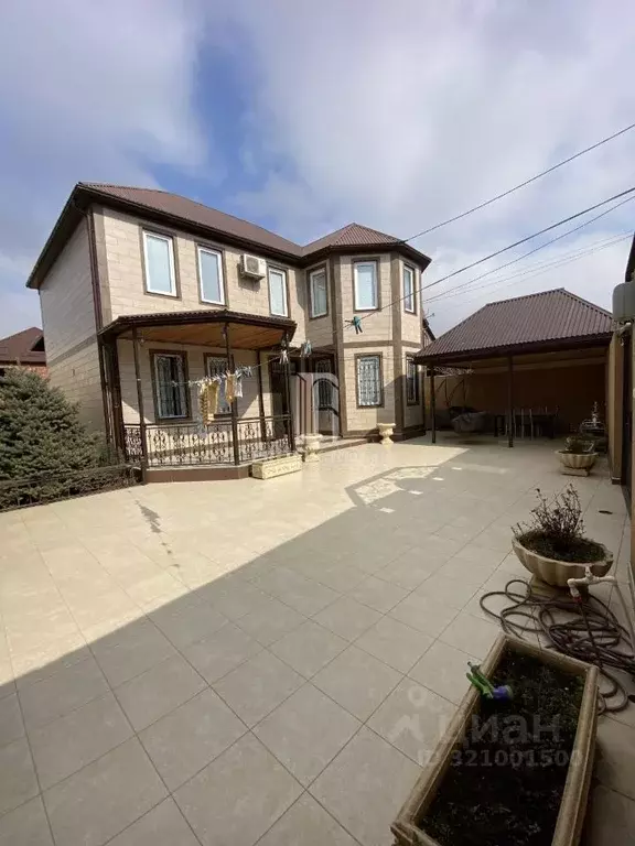 Дом в Дагестан, Махачкала ул. Рейсовая, 16 (200 м) - Фото 1