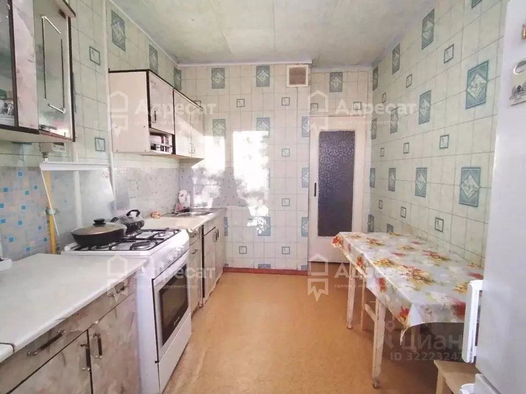 2-к кв. Волгоградская область, Волгоград ул. Одоевского, 68А (50.7 м) - Фото 0