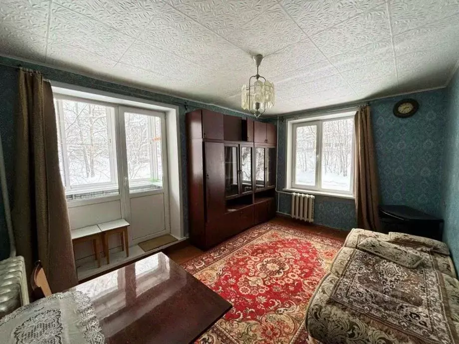 2-к кв. Пермский край, Березники ул. Свердлова, 130 (36.8 м) - Фото 1