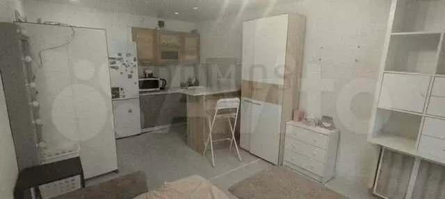 Комната 17,4 м в 8-к., 1/9 эт. - Фото 0