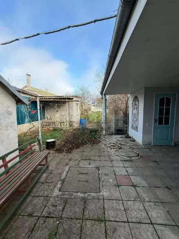 Дом в Крым, Сакский район, с. Штормовое ул. Юбилейная, 5 (60 м) - Фото 1