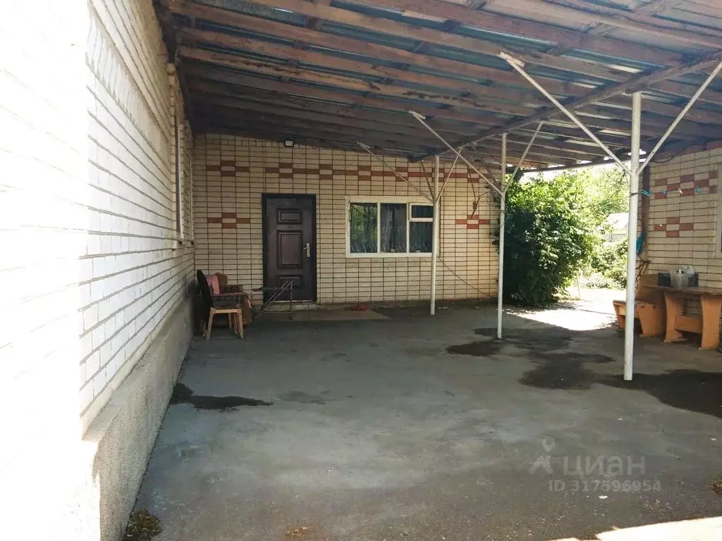 Дом в Краснодарский край, Темрюк ул. Гагарина (128 м) - Фото 0