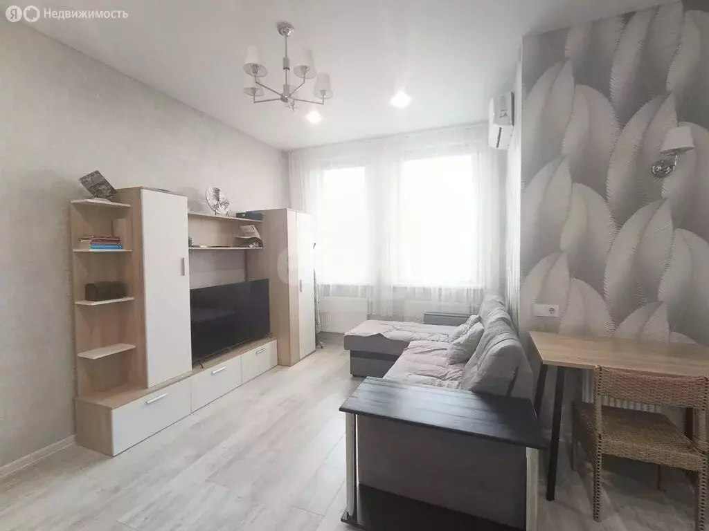 Квартира-студия: Симферополь, проспект Александра Суворова, 25к1 (31 ... - Фото 1