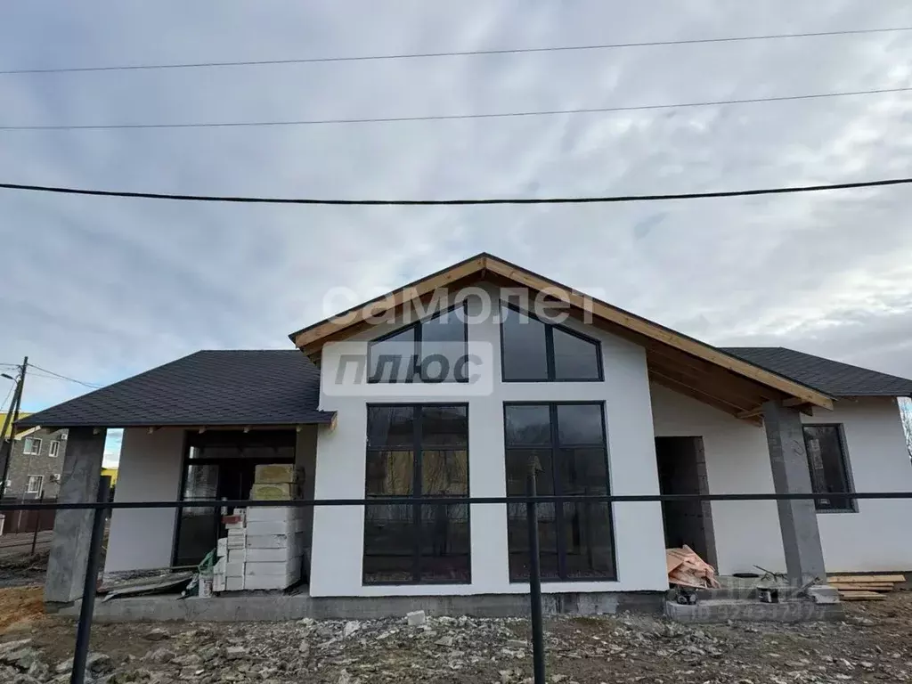 Дом в Челябинская область, Сосновский муниципальный округ, с. ... - Фото 1