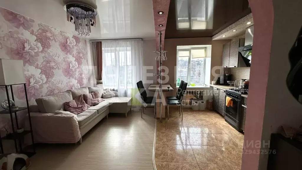 3-к кв. Новгородская область, Боровичи Южная ул., 45 (55.6 м) - Фото 1