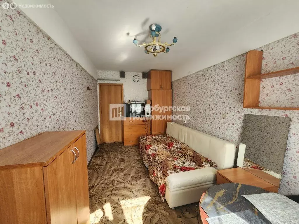 3-комнатная квартира: Санкт-Петербург, проспект Шаумяна, 69 (60 м) - Фото 0