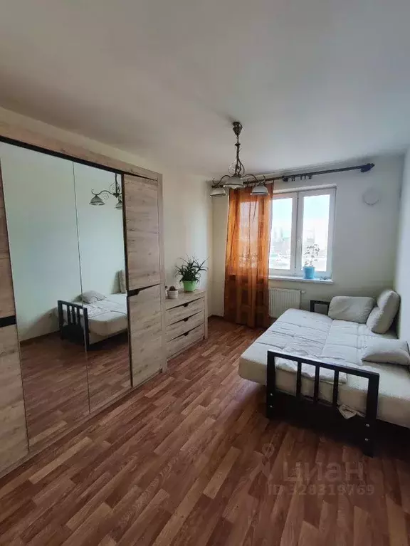 2-к кв. Свердловская область, Екатеринбург ул. Маневровая, 26 (45.3 м) - Фото 1