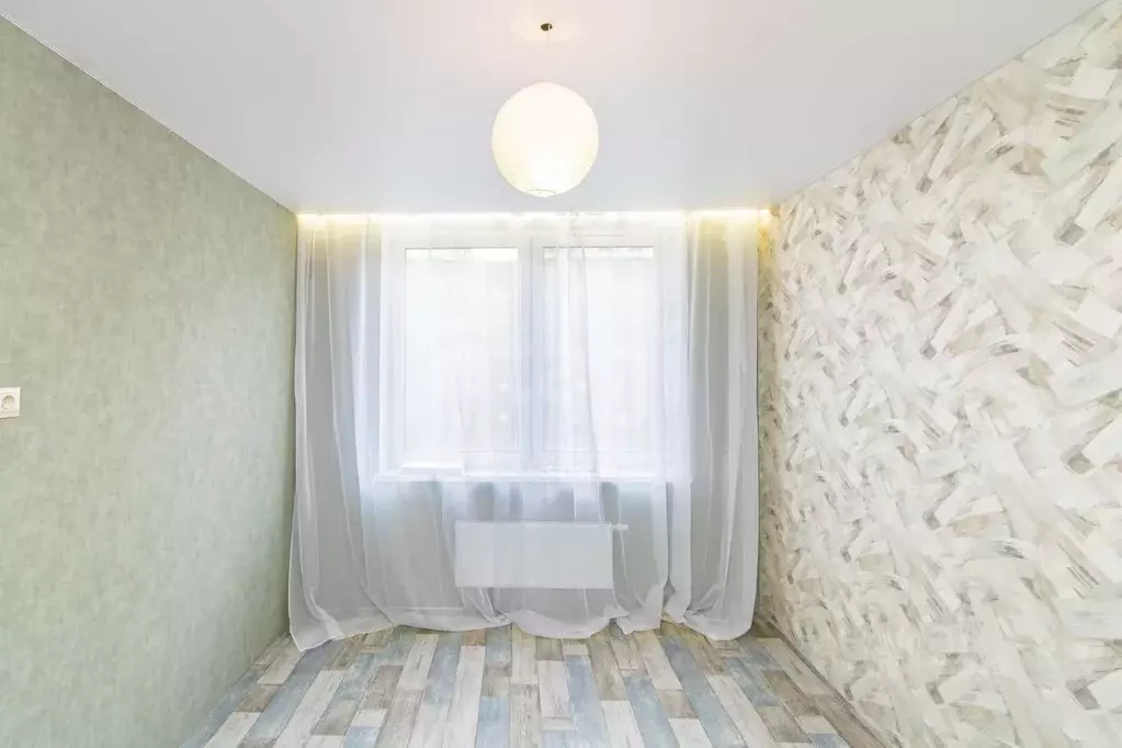 2-к кв. Тюменская область, Тюмень Харьковская ул., 72Б (70.3 м) - Фото 1