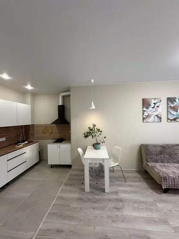 1-к кв. Тюменская область, Тюмень ул. Фармана Салманова, 17 (40.8 м) - Фото 2