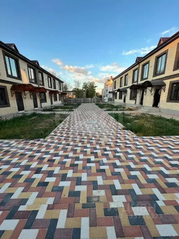 Таунхаус в Калмыкия, Элиста ул. Хомутникова, 116 (64 м) - Фото 2