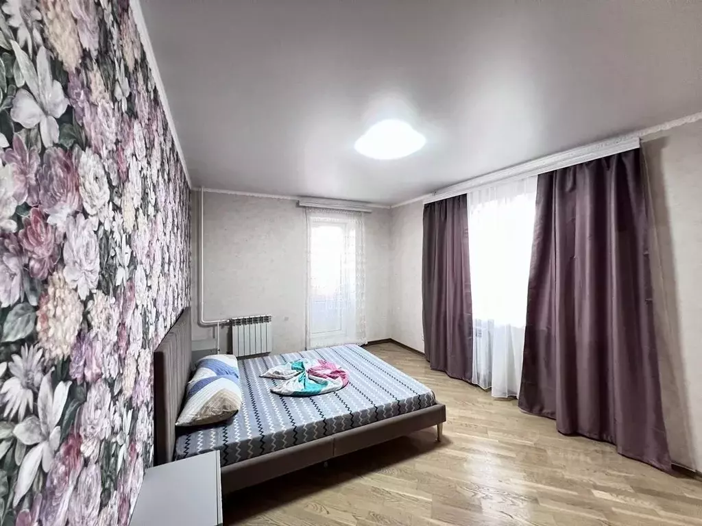 2-к кв. Орловская область, Орел ул. Гагарина, 75 (80.0 м) - Фото 0