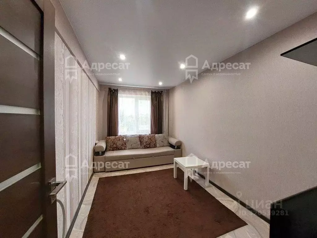 3-к кв. Волгоградская область, Волгоград ул. Дзержинского, 43 (58.3 м) - Фото 1