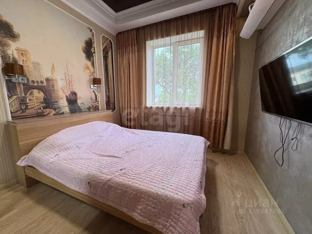 3-к кв. Приморский край, Владивосток Окатовая ул., 1 (82.5 м) - Фото 0