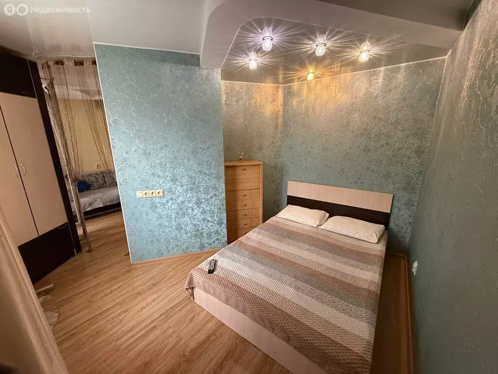 2-комнатная квартира: Челябинск, улица Овчинникова, 7Б (28 м) - Фото 2