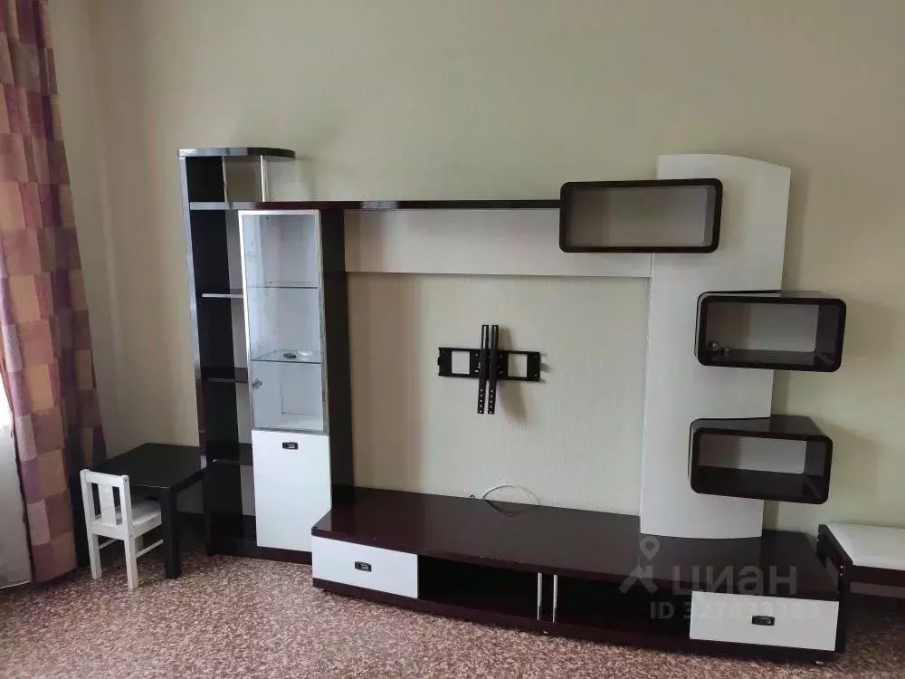 1-к кв. Ленинградская область, Гатчина ул. Чехова, 26 (61.0 м) - Фото 1