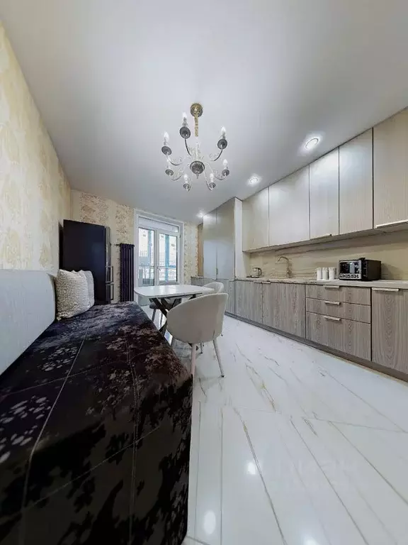 2-к кв. Ярославская область, Ярославль ул. Свердлова, 74А (82.0 м) - Фото 1