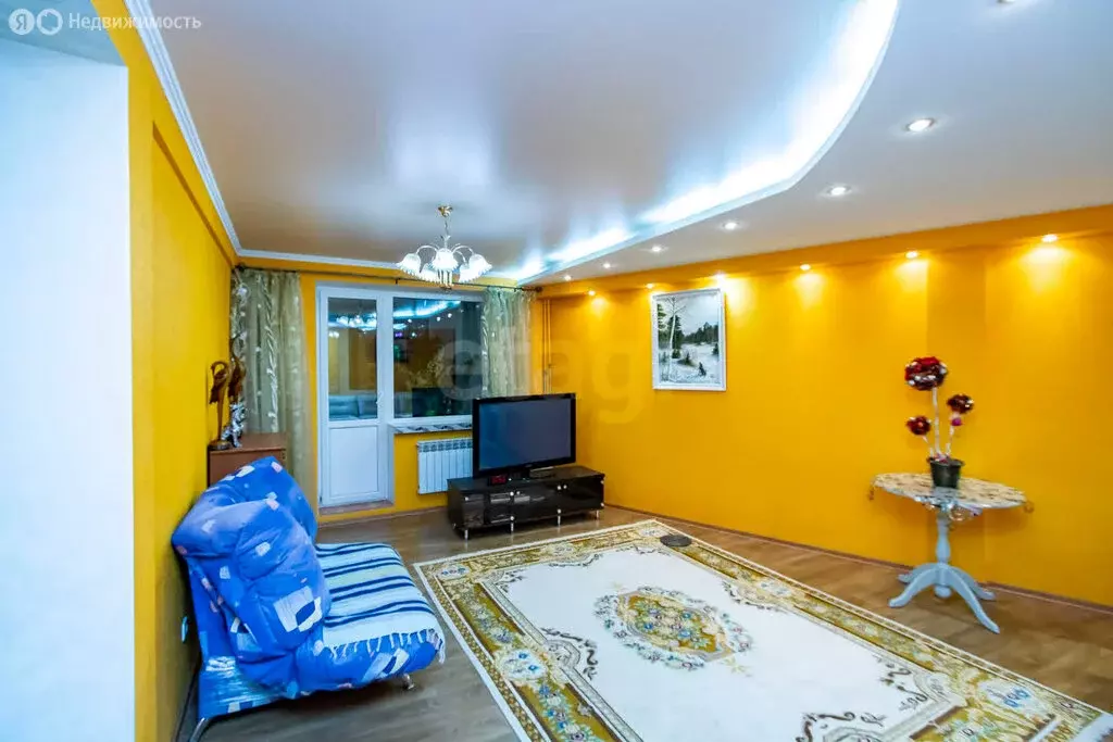2-комнатная квартира: Тюмень, Харьковская улица, 59/4 (88.2 м) - Фото 1