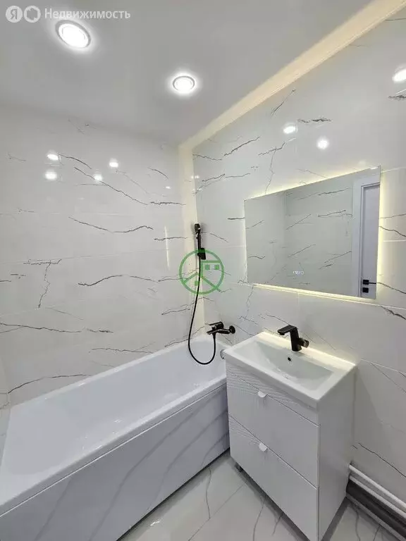 3-комнатная квартира: Сызрань, проспект Гагарина, 9 (68 м) - Фото 1