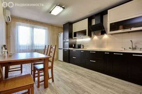 2-комнатная квартира: сосновый бор, проспект героев, 50 (48 м) - Фото 1