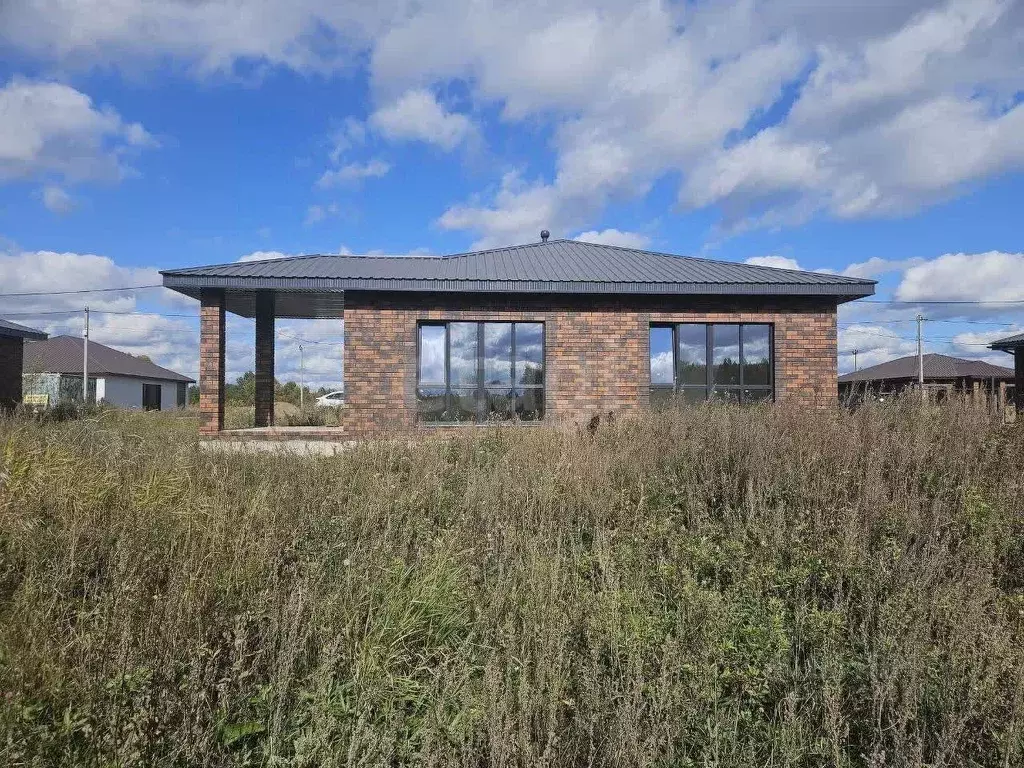 Дом в Башкортостан, Уфимский район, Михайловский сельсовет, д. Суровка ... - Фото 1