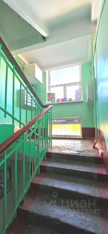2-к кв. Магаданская область, Магадан проезд Вострецова, 4 (41.3 м) - Фото 1