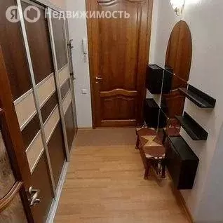 3-комнатная квартира: Омск, проспект Карла Маркса, 8 (76 м) - Фото 2