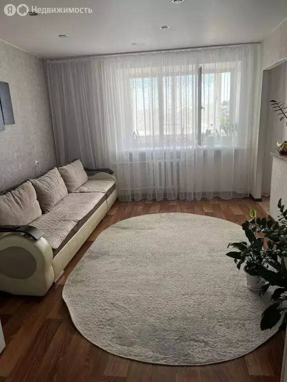 3-комнатная квартира: село Кандры, улица Чапаева, 61А (61.4 м) - Фото 1