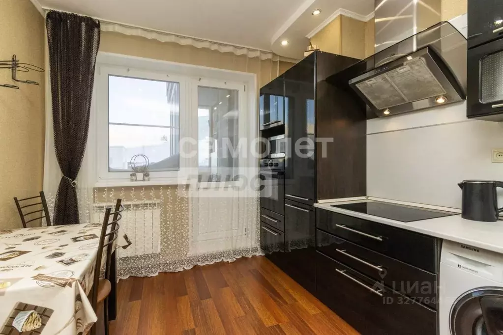 2-к кв. Ханты-Мансийский АО, Сургут просп. Мира, 55 (55.6 м) - Фото 1