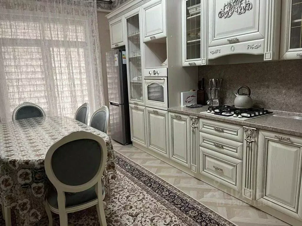 2-к кв. Дагестан, Махачкала ул. Газпромная, 3 (86.0 м) - Фото 1