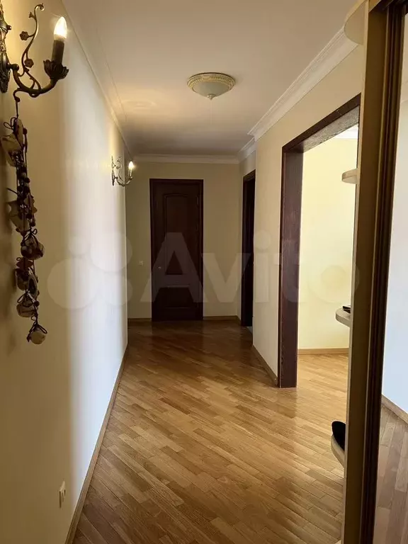 3-к. квартира, 106 м, 5/5 эт. - Фото 1