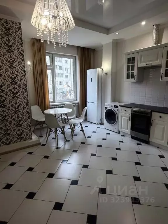 1-к кв. Саха (Якутия), Якутск ул. Кирова, 31/4Б (37.0 м) - Фото 1