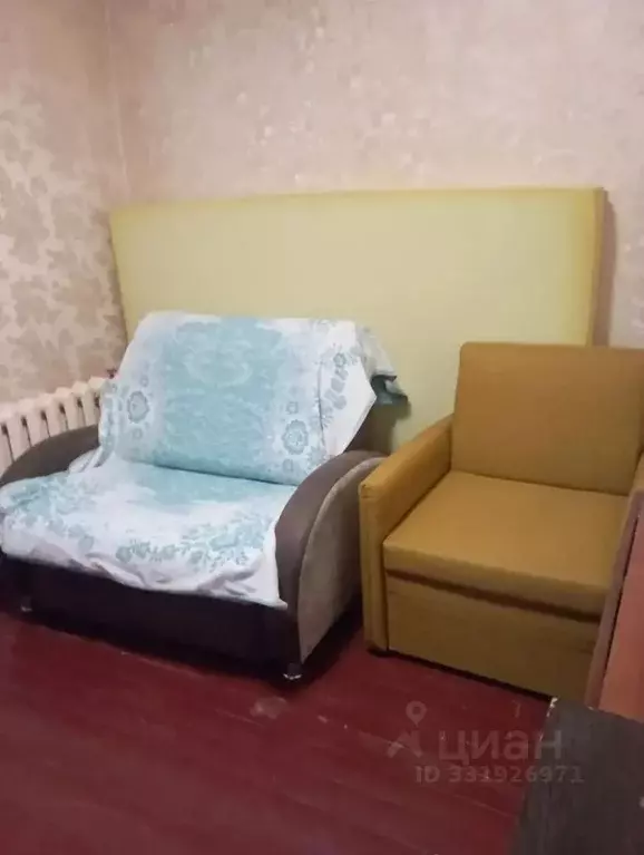 Комната Новгородская область, Великий Новгород просп. Мира, 17 (9.0 м) - Фото 1