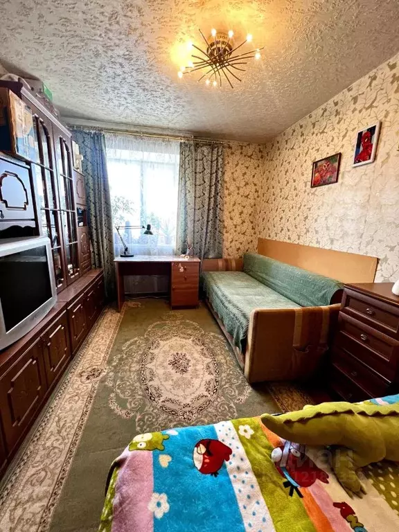 3-к кв. Омская область, Омск ул. Серова, 1Г (56.1 м) - Фото 1