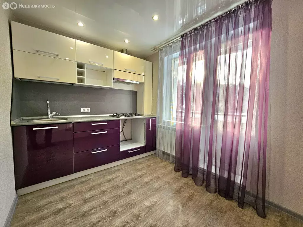 1-комнатная квартира: посёлок городского типа Стрижи, Юбилейная улица, ... - Фото 1