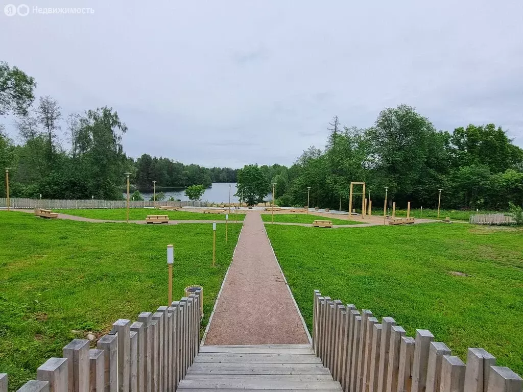 3-комнатная квартира: Приозерский район, Мельниковское сельское ... - Фото 0