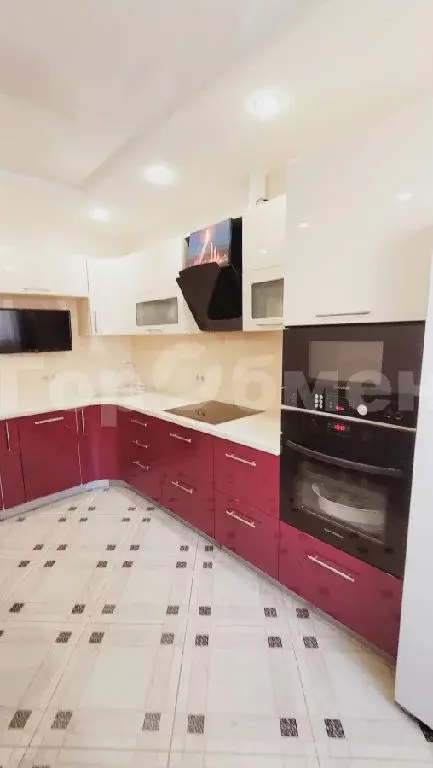 Продается 3-комнатная квартира - Фото 1