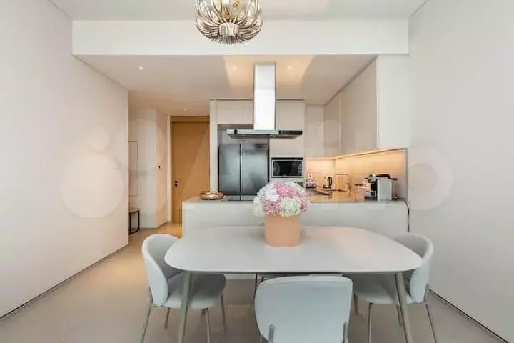3-к. квартира, 97 м, 5/5 эт. - Фото 0