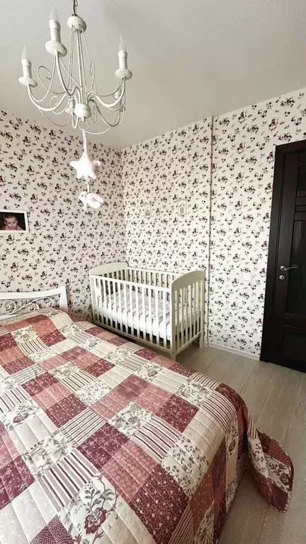 2-к кв. Свердловская область, Екатеринбург ул. Авиаторов, 12 (50.0 м) - Фото 2