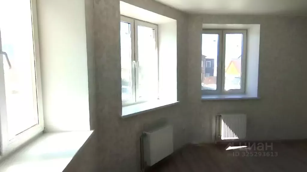 3-к кв. Омская область, Омск ул. 3-я Енисейская, 28/1 (72.57 м) - Фото 2