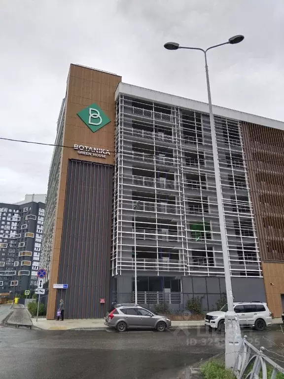 Гараж в Свердловская область, Екатеринбург ул. 8 Марта, 204Г/3 (14 м) - Фото 2