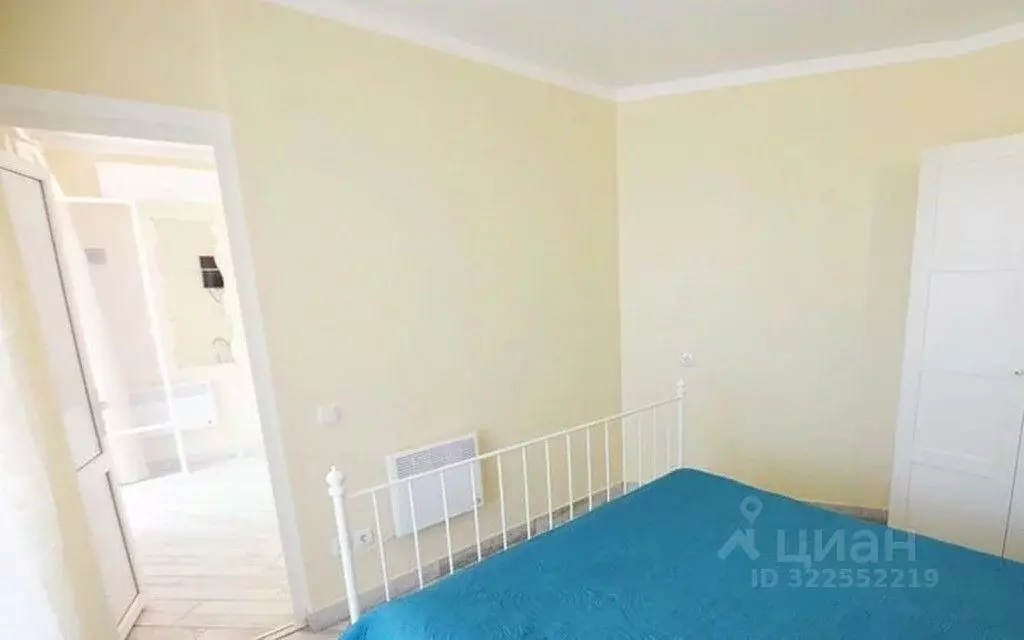 1-к кв. Крым, Феодосия наб. Черноморская, 1Д (30.0 м) - Фото 2