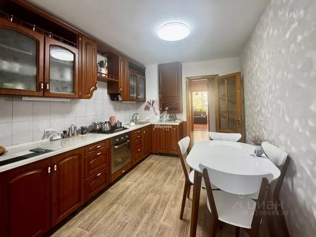 3-к кв. Севастополь ул. Астана Кесаева, 16 (74.5 м) - Фото 1