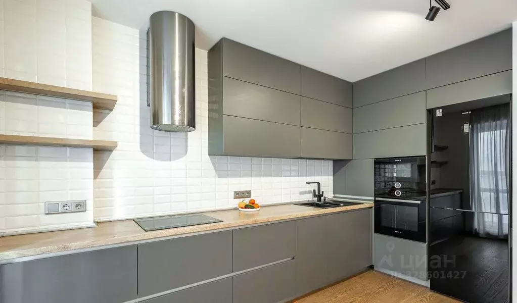 1-к кв. Краснодарский край, Сочи Центральный мкр, ул. Первомайская, 2А ... - Фото 1